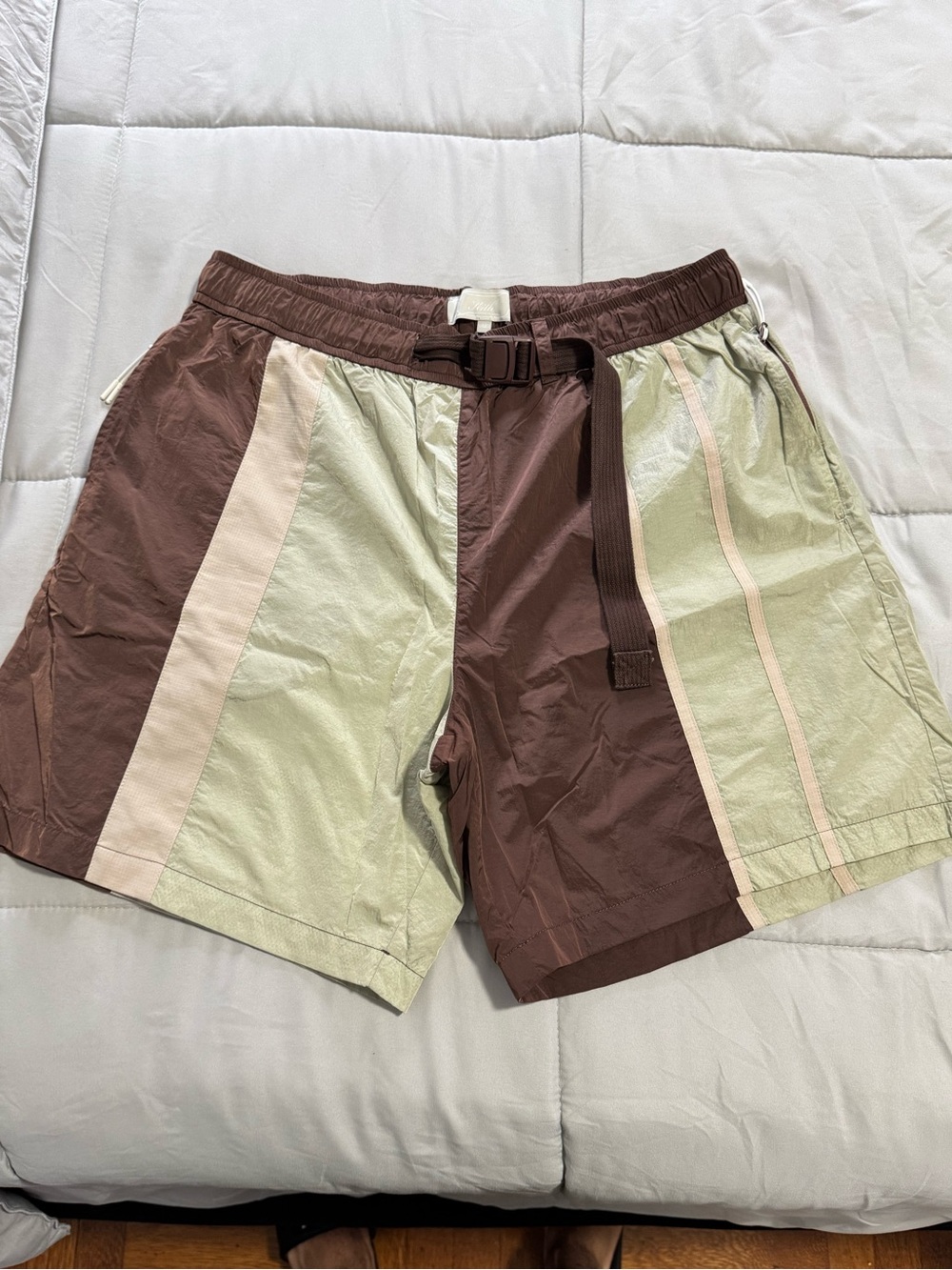 Kith Wrinkle Nylon Mason Short
'Contract'